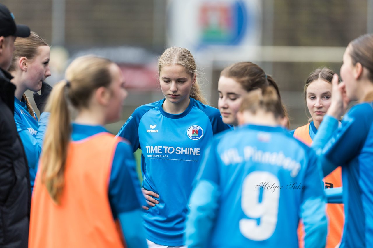 Bild 156 - wBJ VfL Pinneberg - Eimsbuettler TV2 : Ergebnis: 3:5